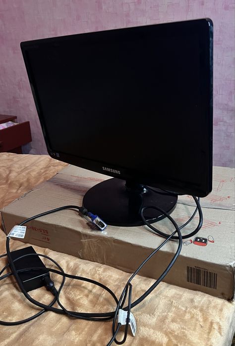 Монітор Samsung