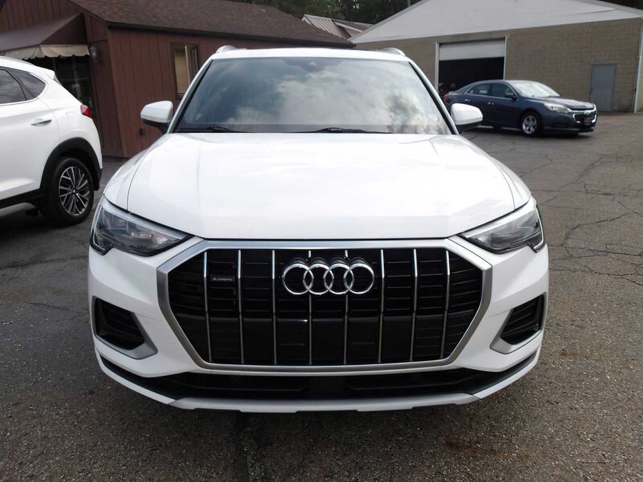 Audi Q3      2019