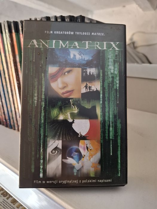 8 Filmów. Filmy na kasetach VHS