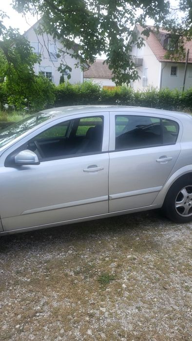 Opel astra H 1.6