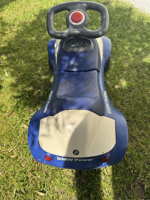 Carrinho criança bmw usado mas em perfeito funcionamento