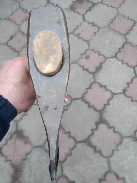 Продам сокиру колун
