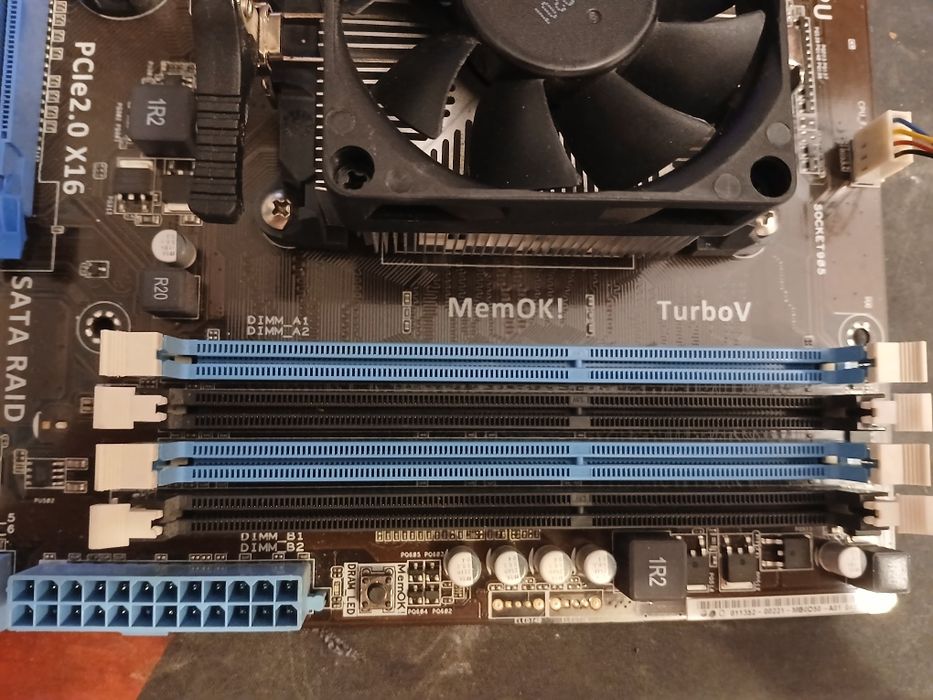 Płyta główna ASUS F1A55 R2.0 z procesorem