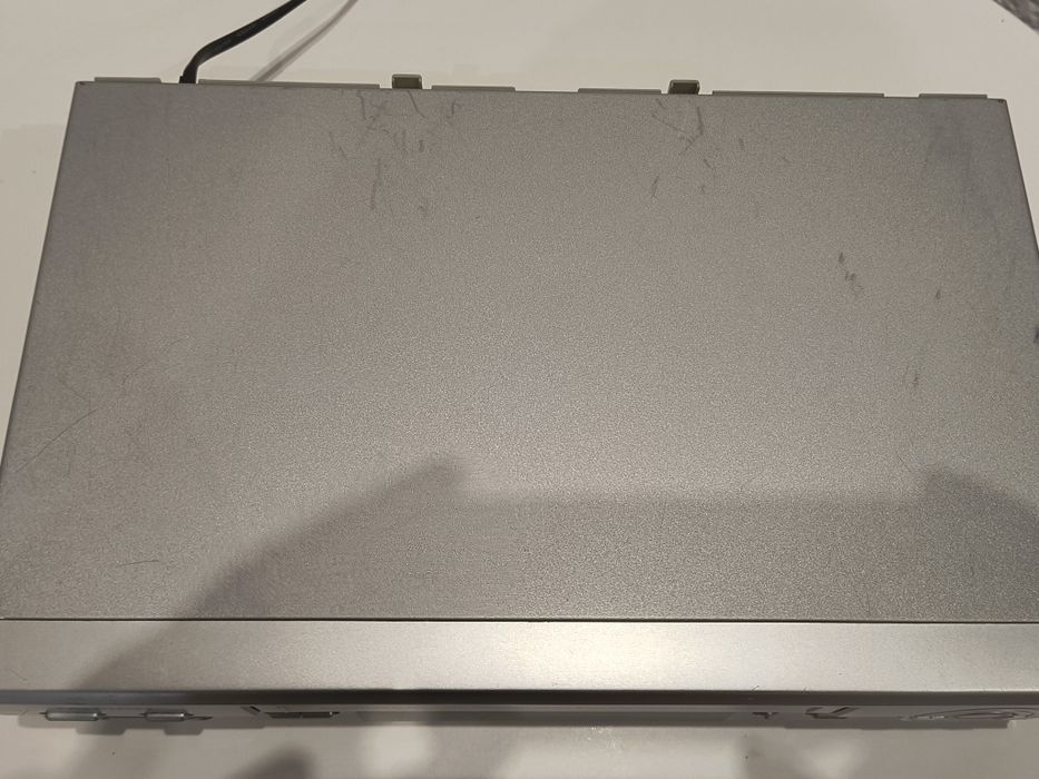 MEDION MD-42277 / HI-FI Stereo / 6 Głowic / Magnetowid - Video VHS