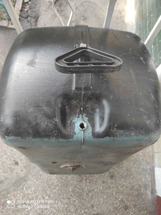 продам бак пластиковый 125 л