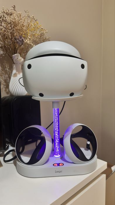 Playstation VR2 + podstawka LED s funkcją ładowania