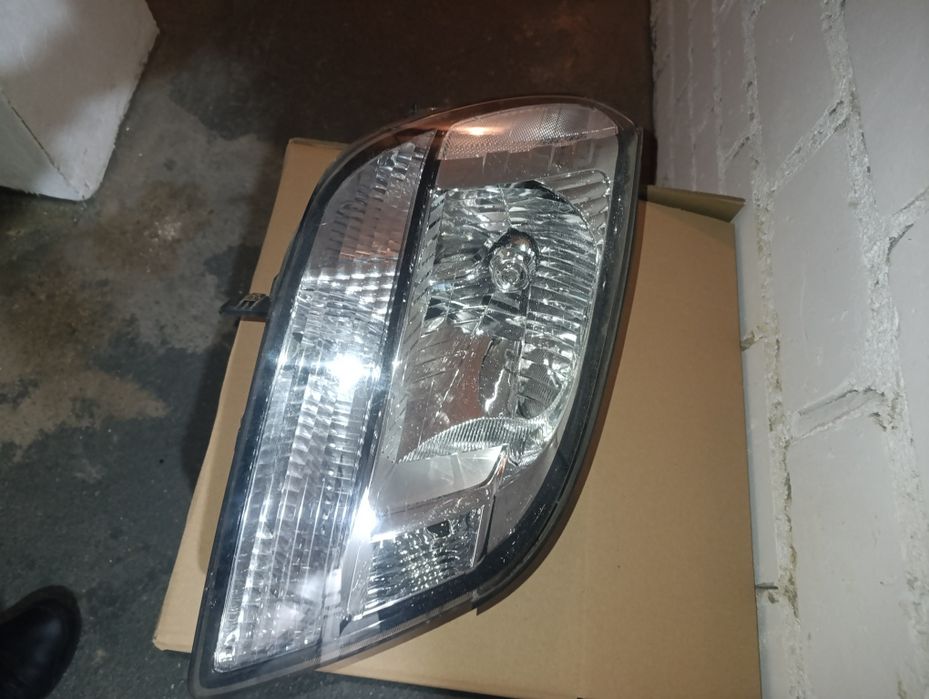Lampa Chevrolet Orlando przód prawa eu