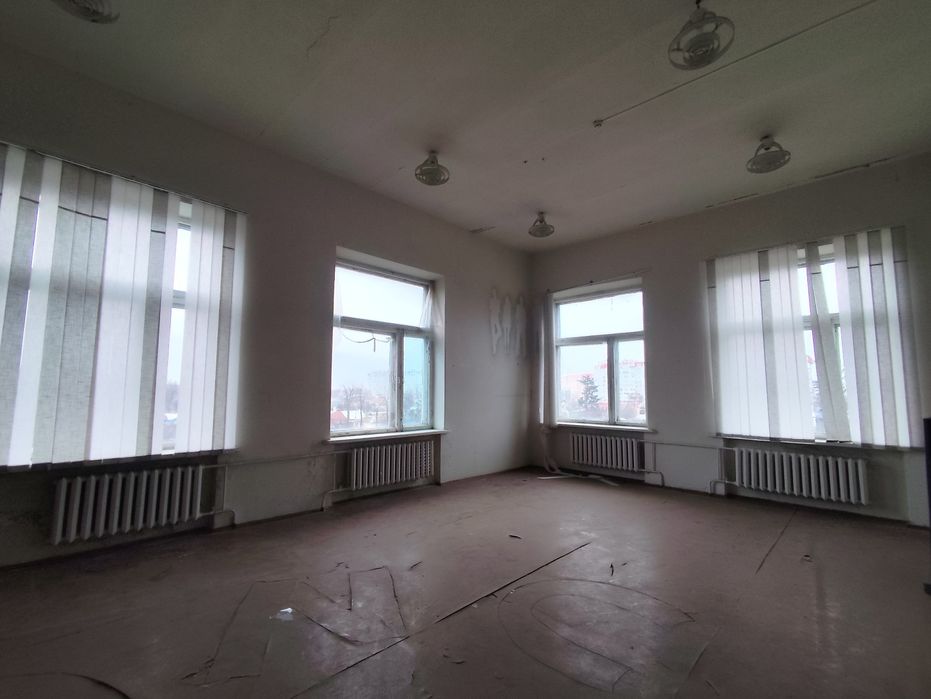 Продам приміщення центр вул Грушевського Благовісна