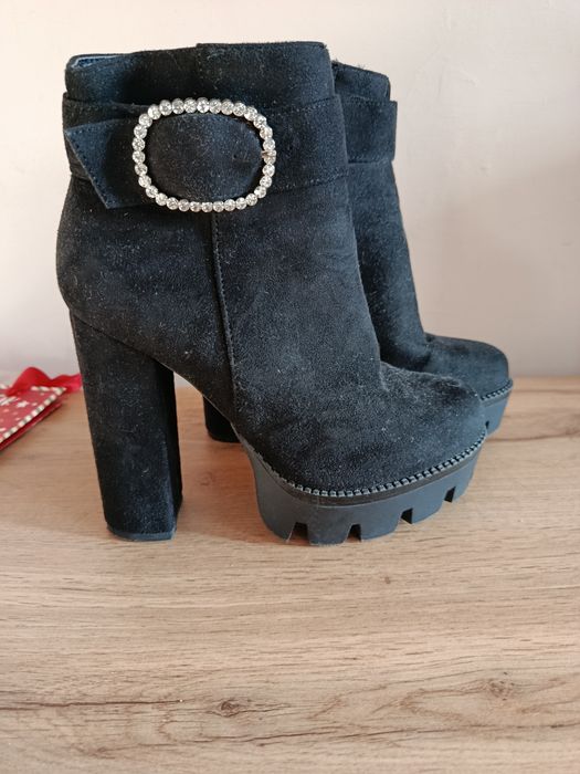 Buty czarne  raz założone