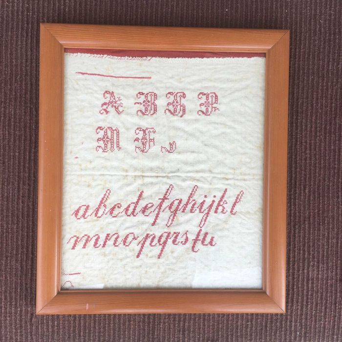 Várias  molduras e renda Battenberg e bilros emoldurada64585425655426122