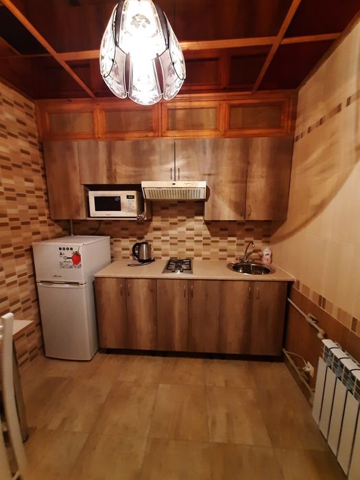 Посуточно 2к квартира Госпиталь в центре Днепра(ЦУМ,