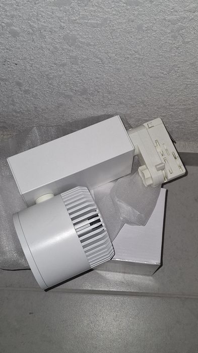 Трековий LED світильник POWERGEAR