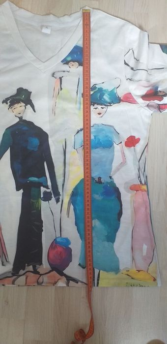 Bluzka inspirowana malarstwem.