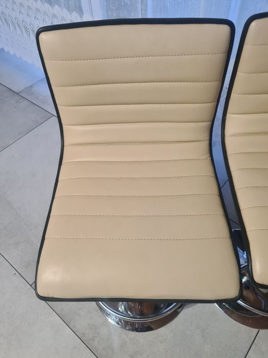 Hokery 4 sztuki jak nowe