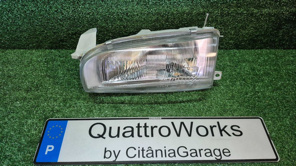 Otica Farol Esquerdo Toyota Corolla E100 AE101 1993 a 1997 Ref. 212-1162L-LD-E NOVO DEPO