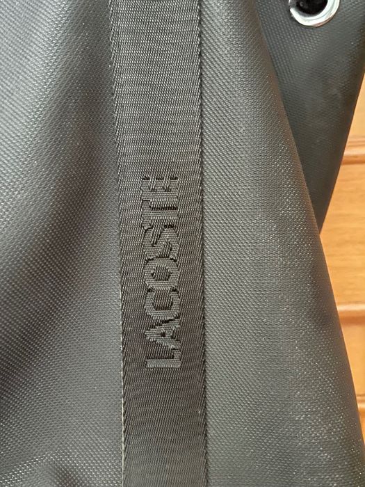 Mala preta  vintage Lacoste