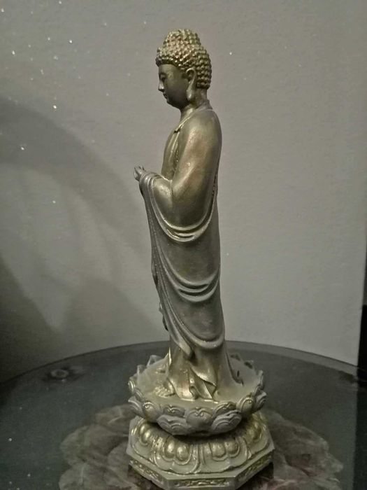 Buda 3D cinza e dourado - Novo