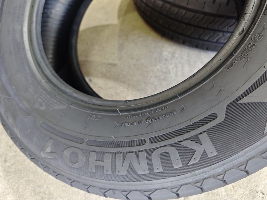 205/70/15C Kumho