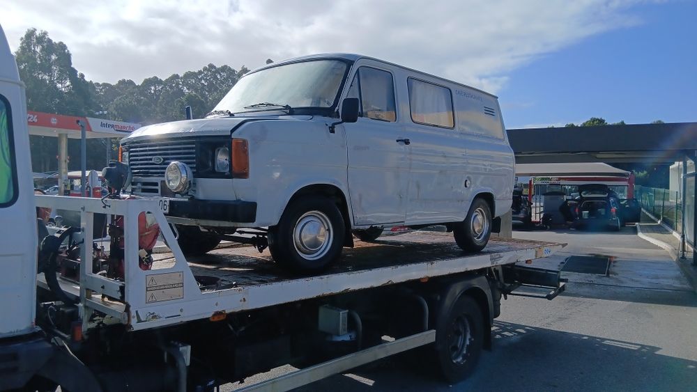 Ford transit,  furgão 7 lugares