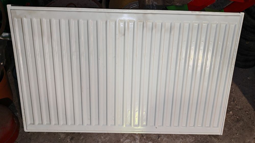 Grzejnik łazienkowy i dwupłytowy