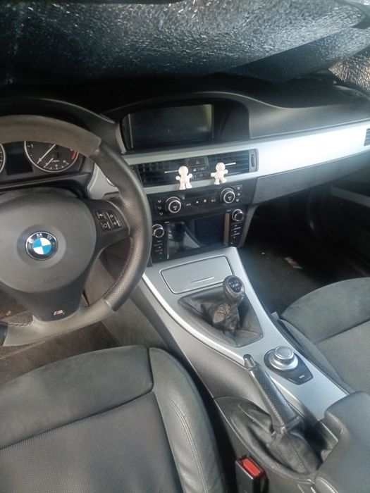 BMW 318d  pack m