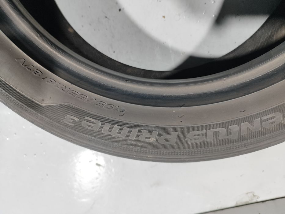 2 pneus semi novos 195-55R16 Hankook - Oferta dos Portes