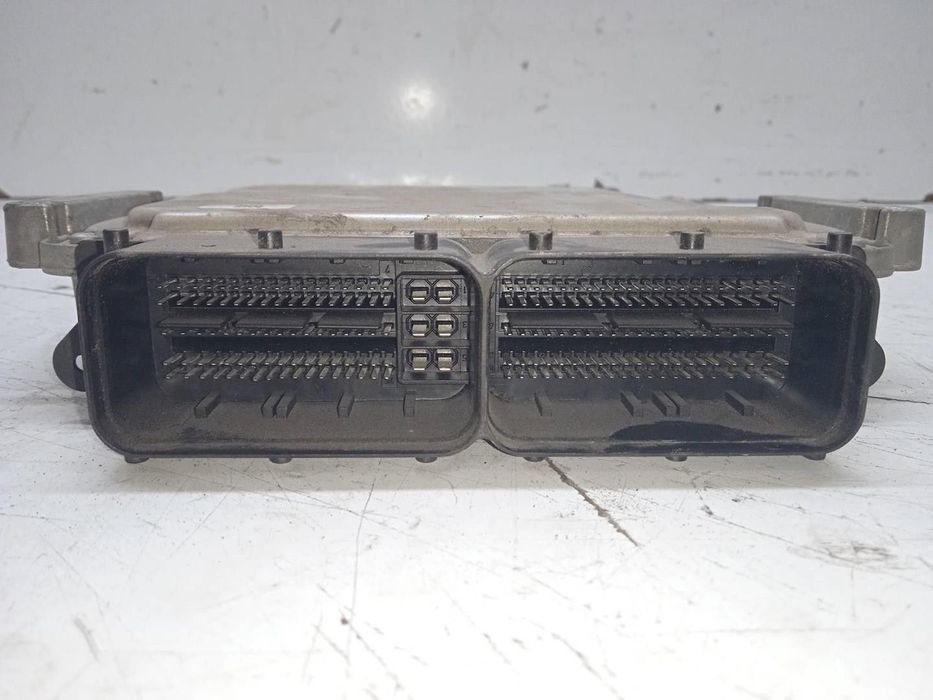 CENTRALINA MOTOR UCE JEEP RENEGADE TODO TERRENO, FECHADA 2016 -0281031204