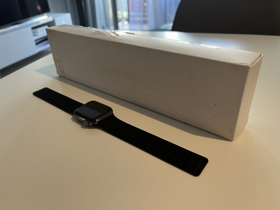 Apple Watch Series 6 40mm stal nierdzewna szafir BDB