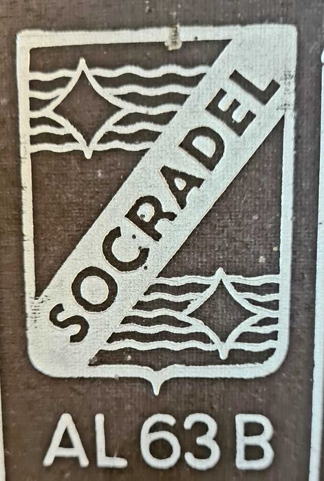 Rádio Socradel AL63B Vintage (ano 1945 modelo raro)