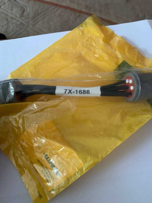 Кабель CAT 7X-1686: 6-контактный кабель-адаптер для салона. Оригинал