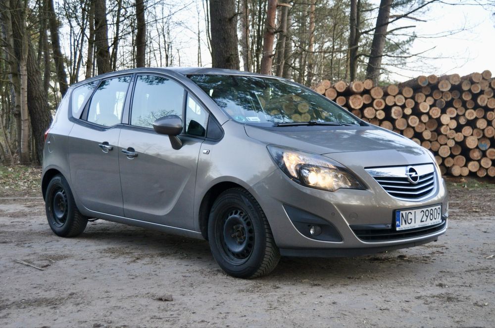 Opel Meriva B   *2010*  1.4t  doinwestowany.