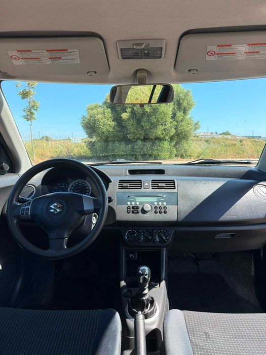 Suzuki Swift 1.3 - Ótimo Estado
