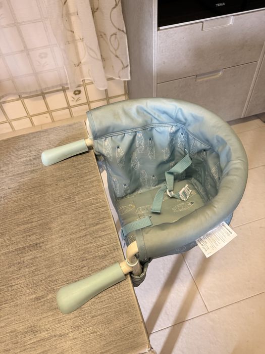 Cadeira de mesa portátil Badabulle – dobráv