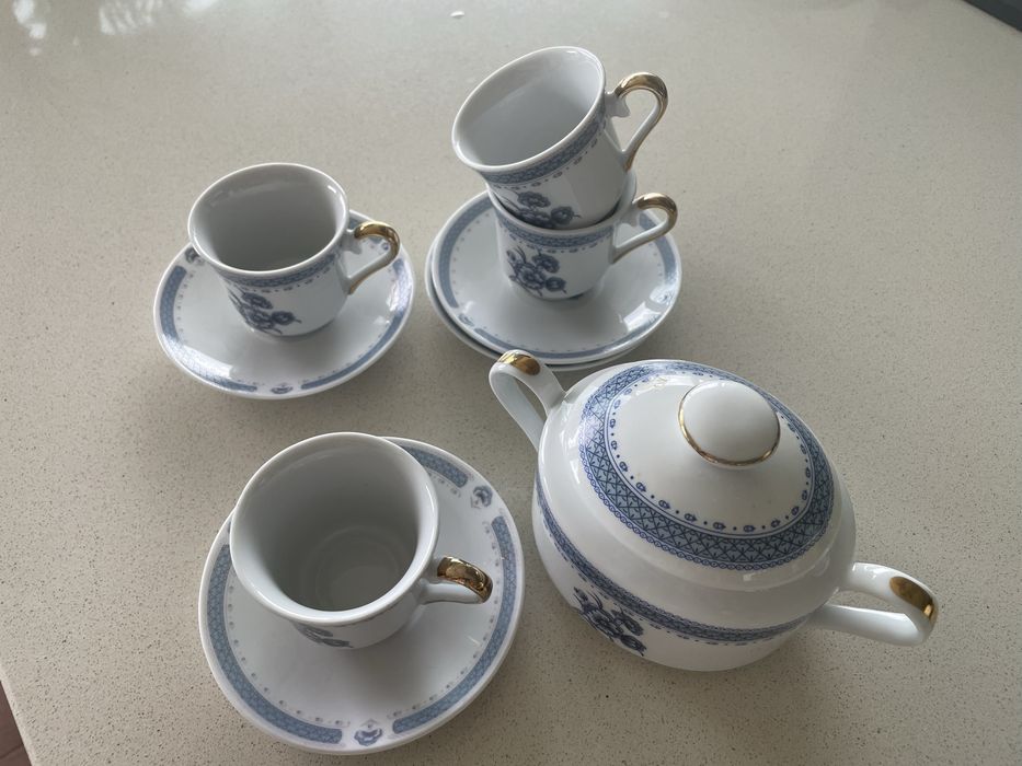 Serviço de café Limoges e outros