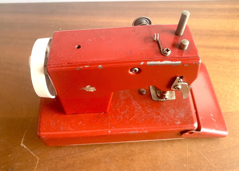 Maquina de costura para brincar