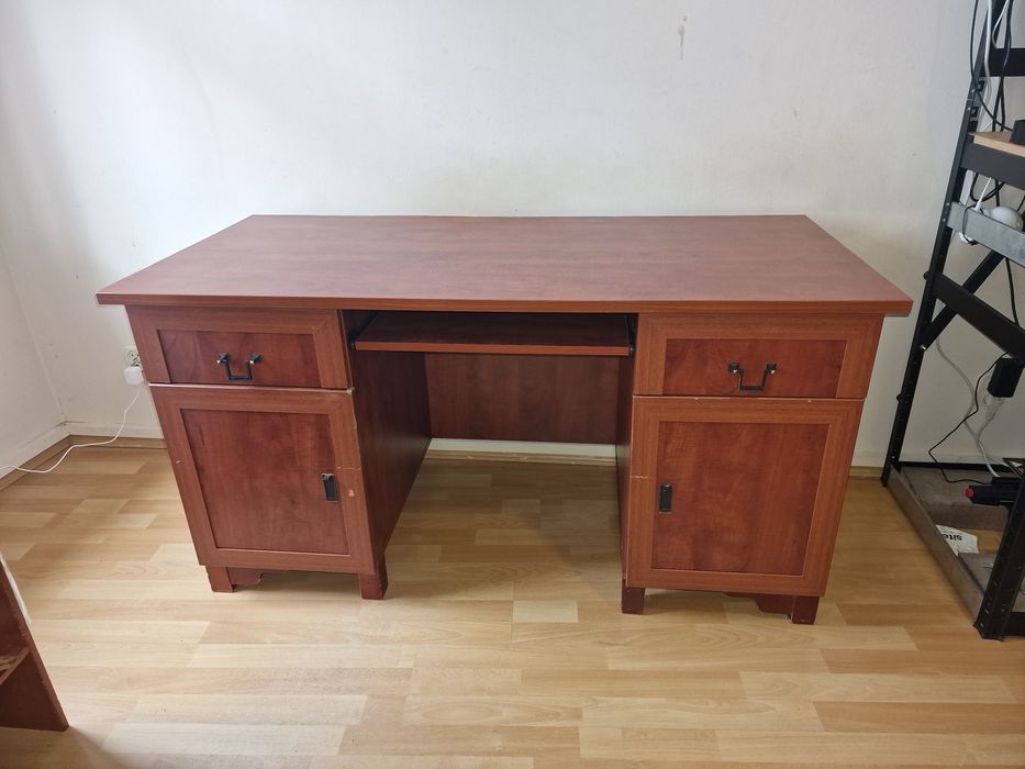 Biurko VOX 140x64 75 wysokości kolor czerwona grusza