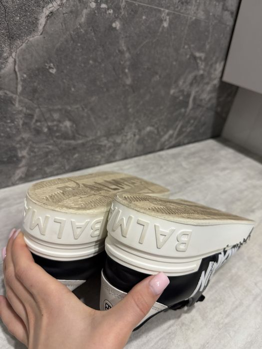 Кроссовки мужские balmain 42 размер