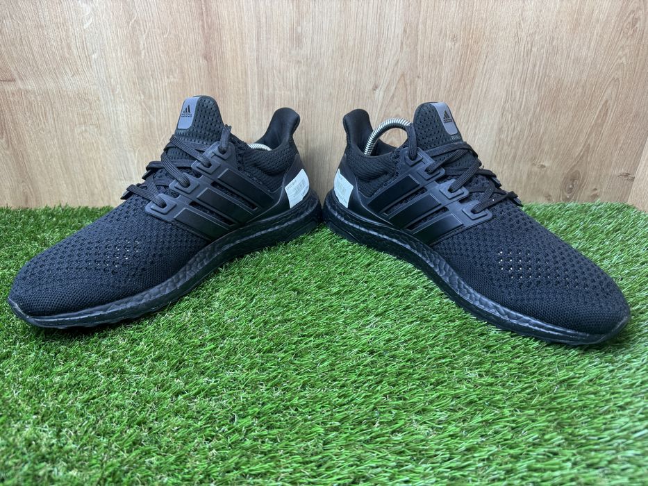 Adidas Ultraboost 1.0 розмір 42