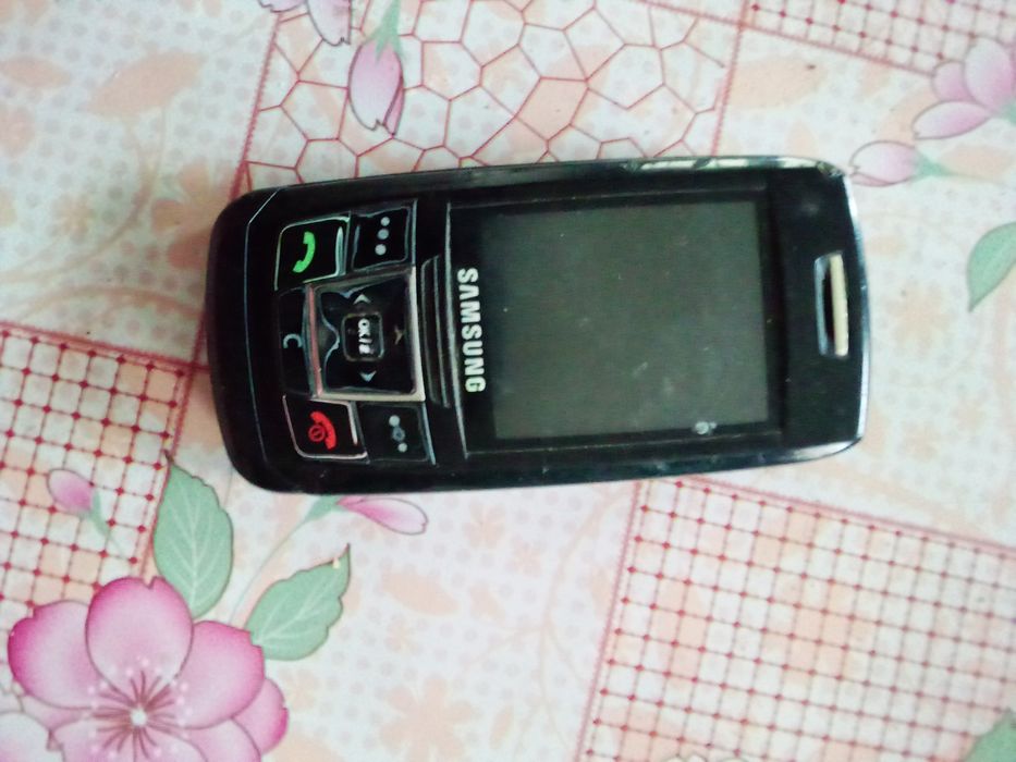 Продам телефон в хорошем состоянии