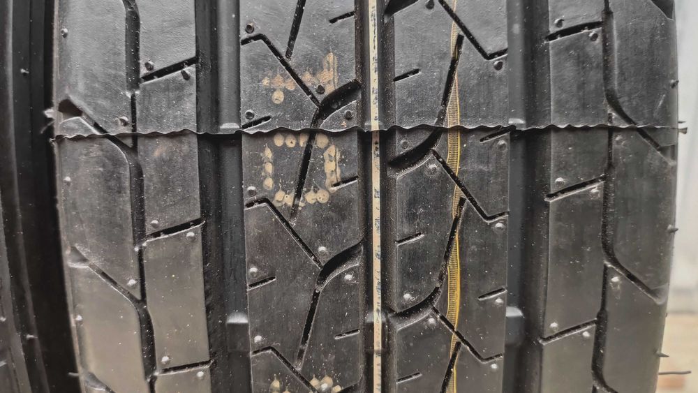 шини 195/65R16C. нові. Opel Vivaro,Renault Trafic Vito T5 T6