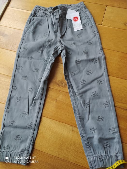 Nowe spodnie ze smyka 128