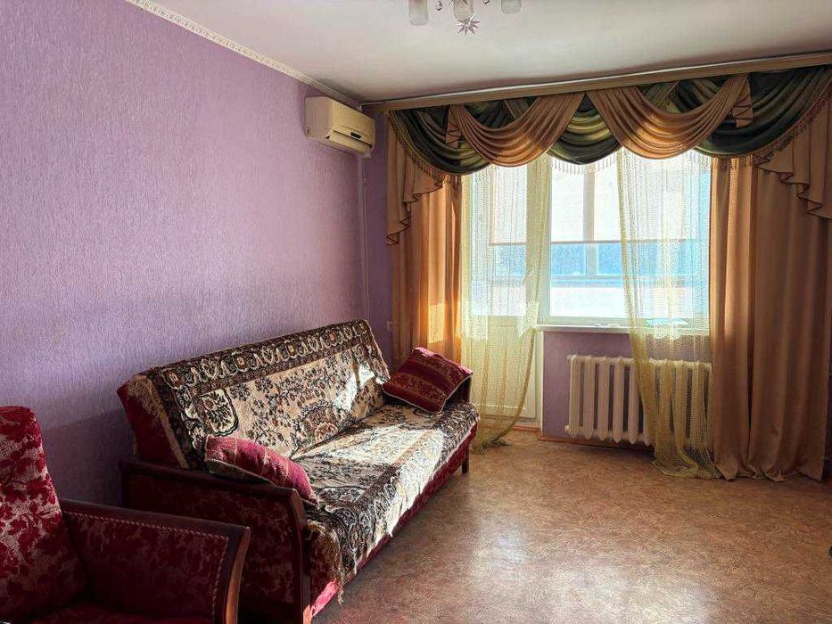 Здам в оренду трикімнатну квартиру. Центр.