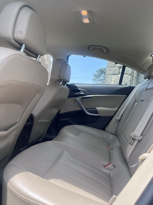 Opel insignia em bom estado