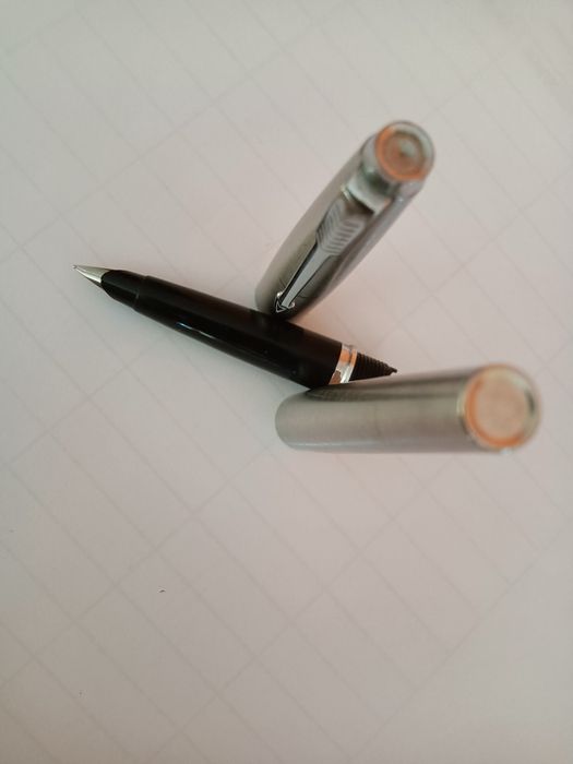 Caneta de aparo Parker 45 em aço