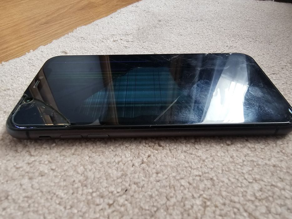 Apple Iphone 11  64гб