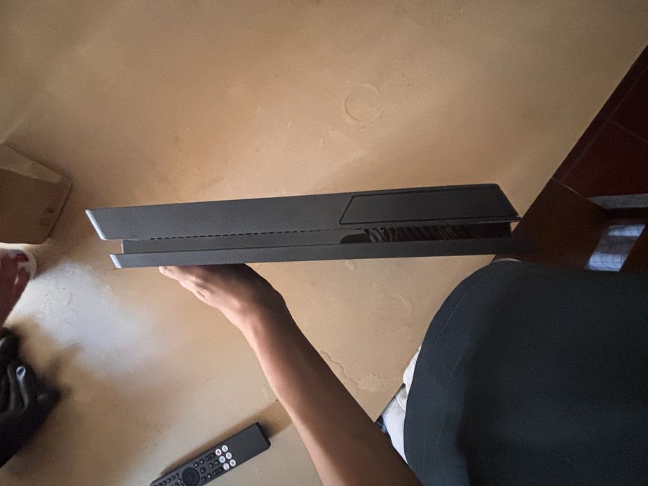 Playstation 4, como nova
