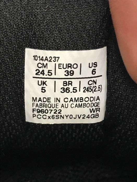 Buty do biegania ASICS GT-1000 rozm. 39