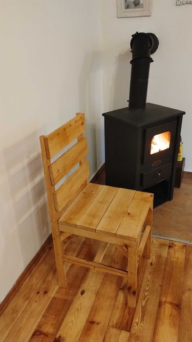 Krzesło drewniane olchowe