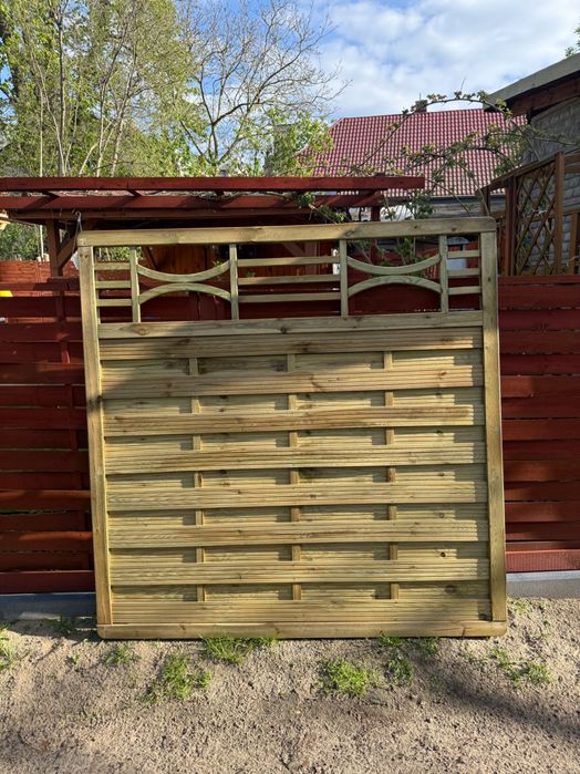 Płot drewniany płot panelowy pergola