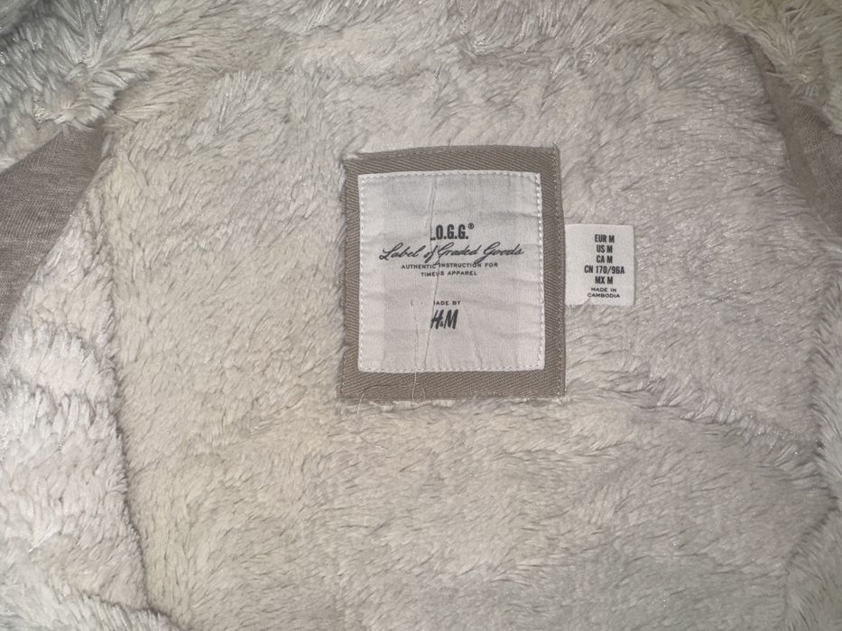 СРОЧНО ПРОДАМ винтажная кофта h&m